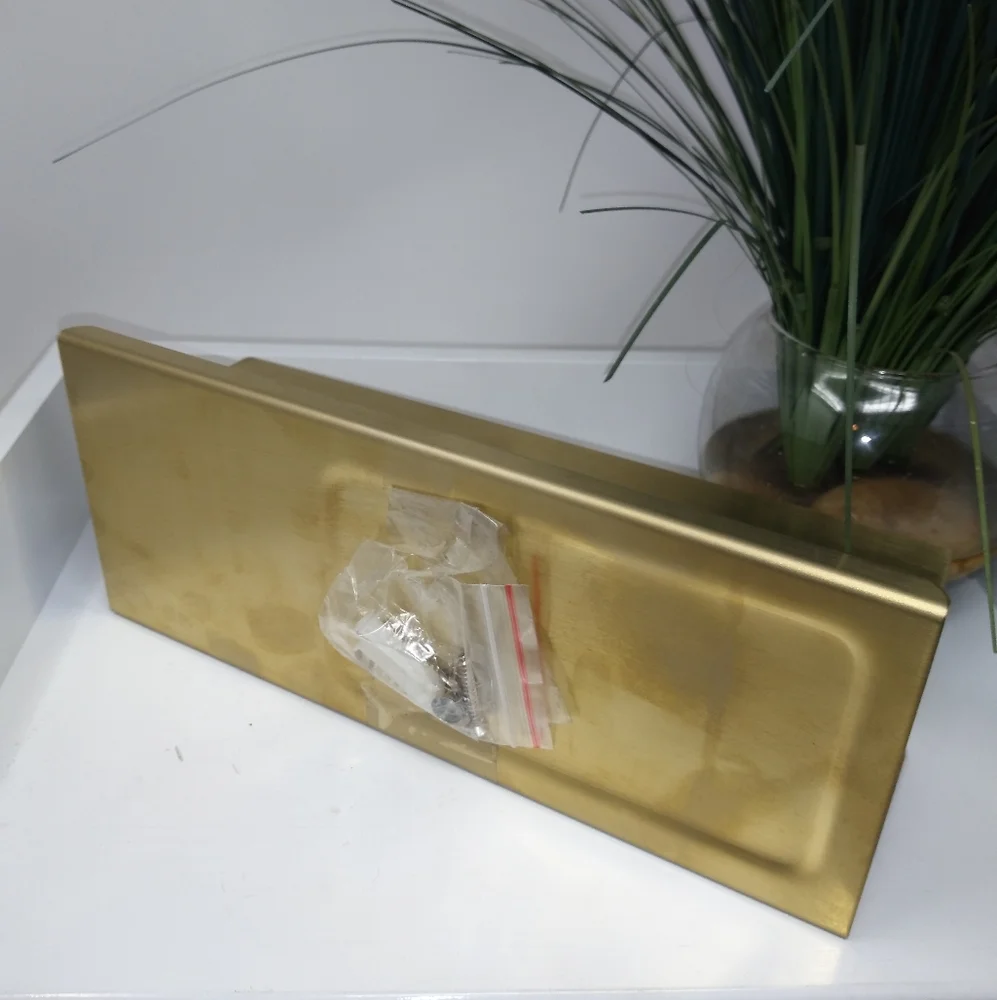 NWOT Gold Tone Wash Cloth Holder/ Shelf